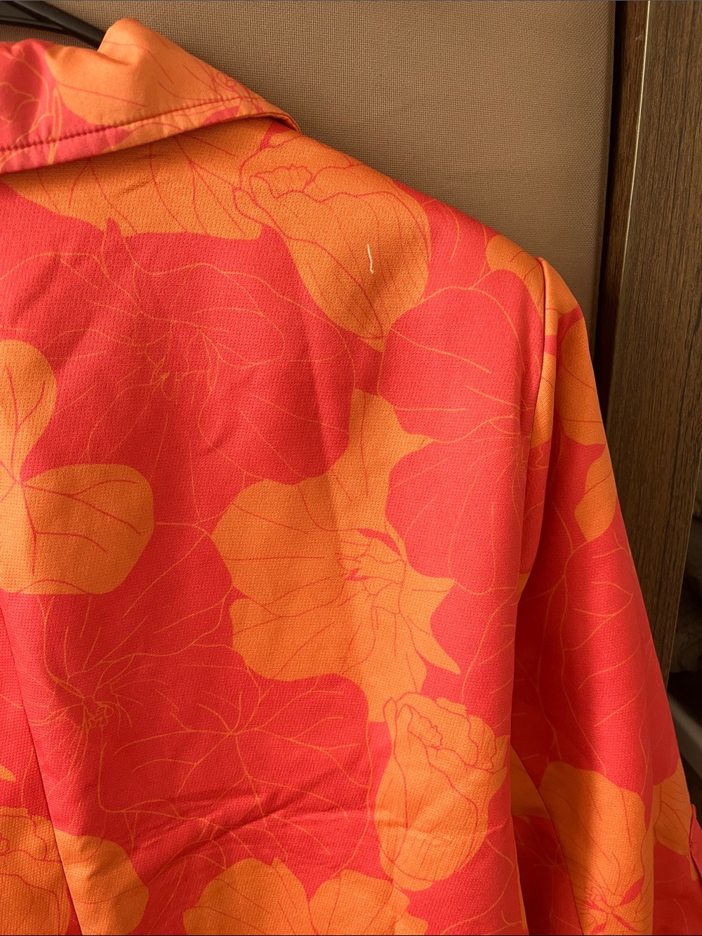 Lexbreezy Hawai’i Coral & Orange Floral Single-Button Blazer with pockets - Picture 7 of 7